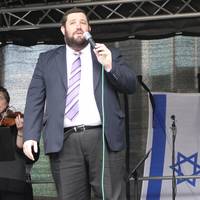 Rabbiner Teitelbaum singt 5
